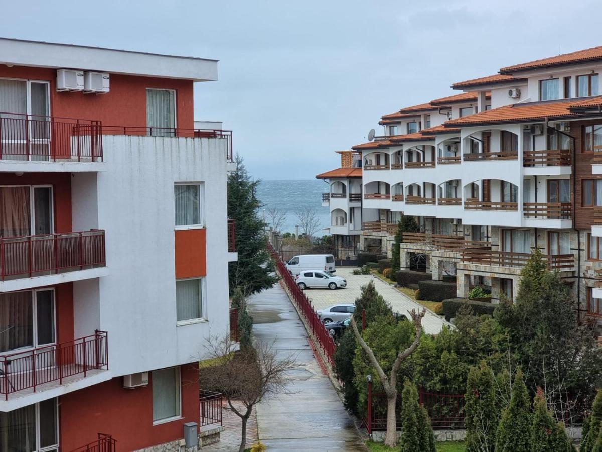 Apartman Ttt Burgas City Eksteriør billede