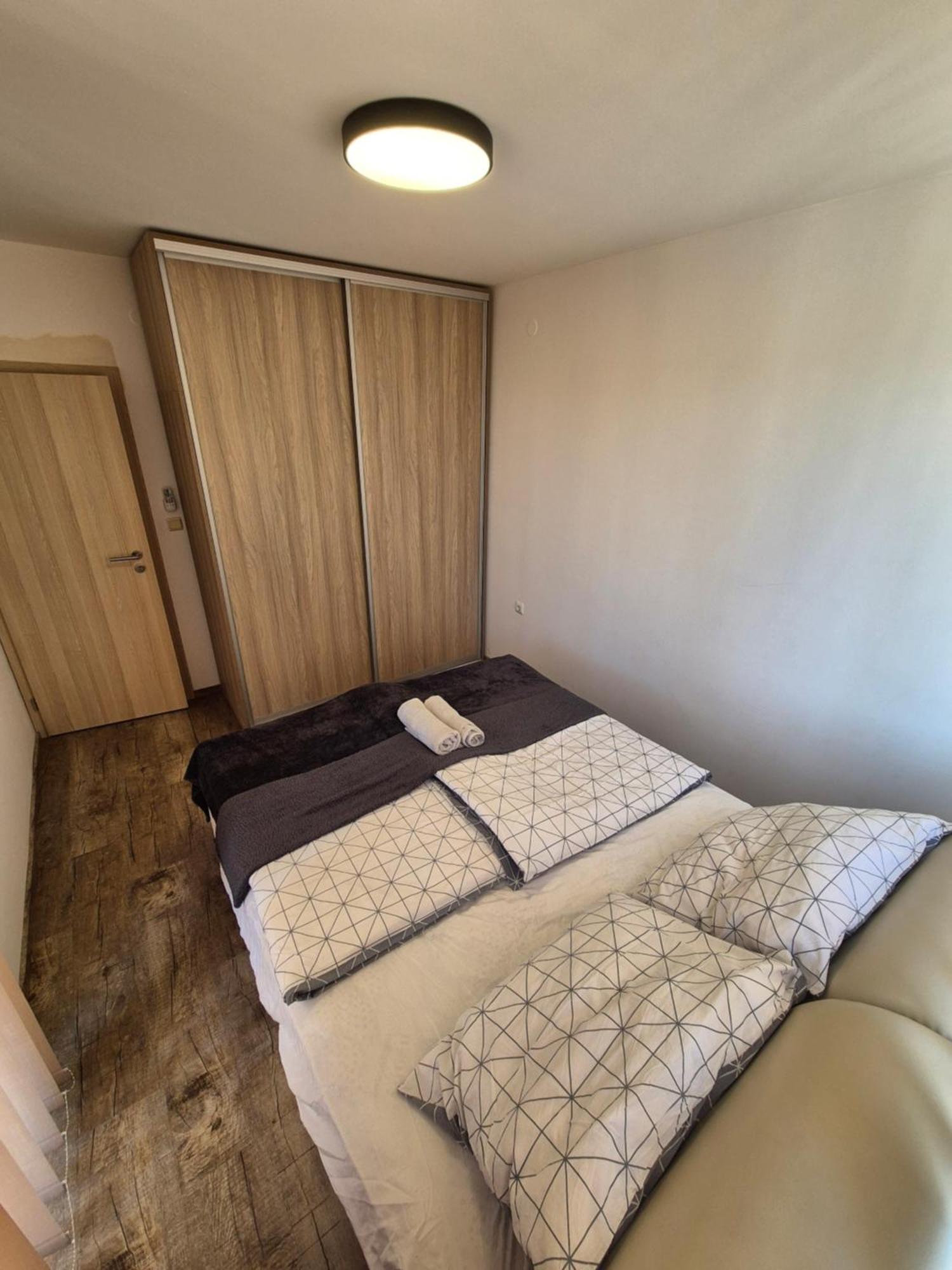 Apartman Ttt Burgas City Eksteriør billede